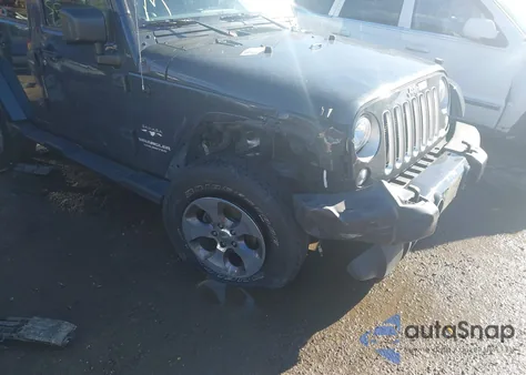 2017 Jeep Wrangler Unlimited Sahara 4X4 из США, поврежденный, VIN 1C4BJWEG1HL557282